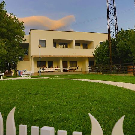 Holiday Homes Pozitiva Bihać Exterior foto