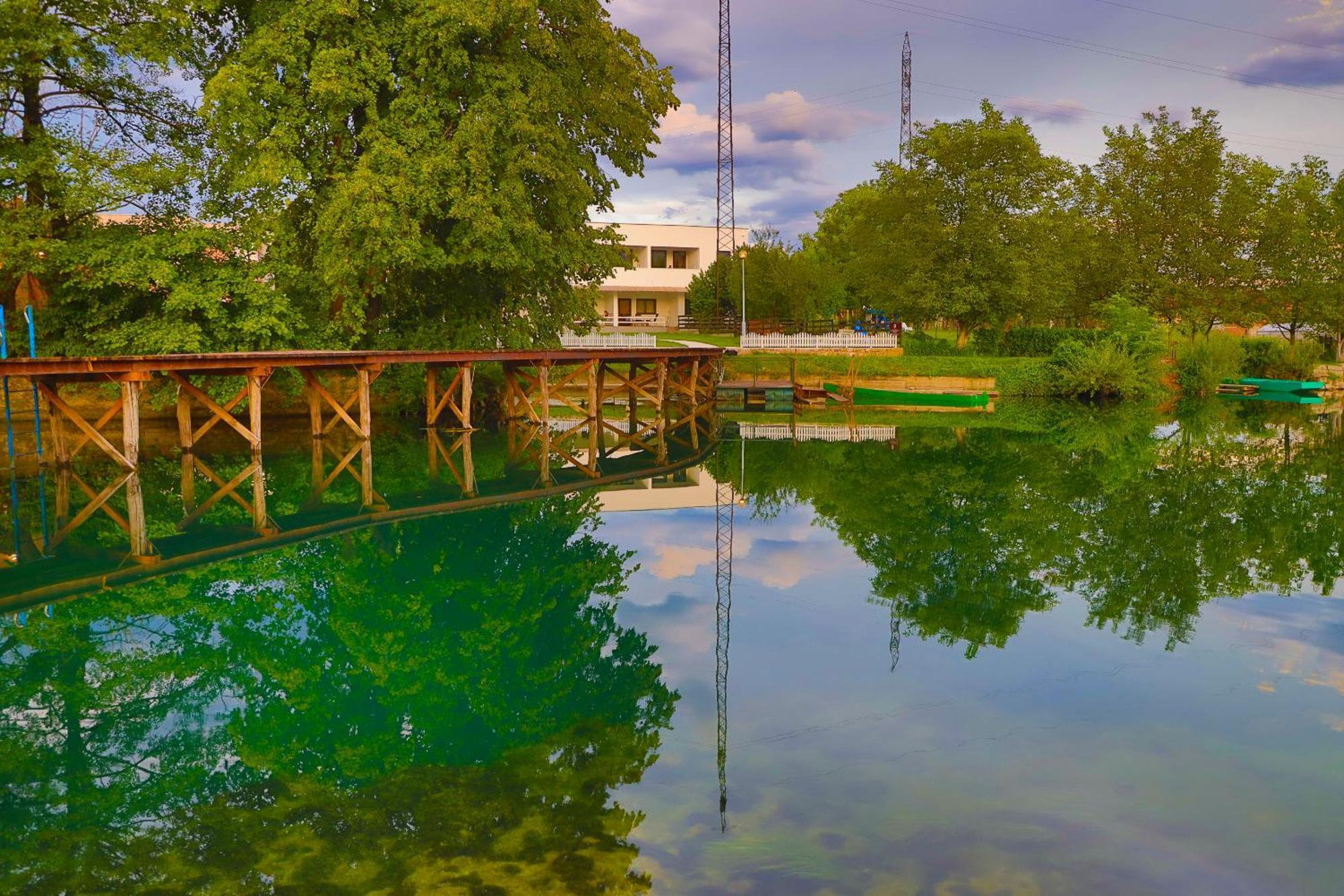 Holiday Homes Pozitiva Bihać Exterior foto